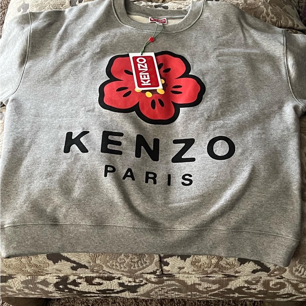 Kenzo Paris